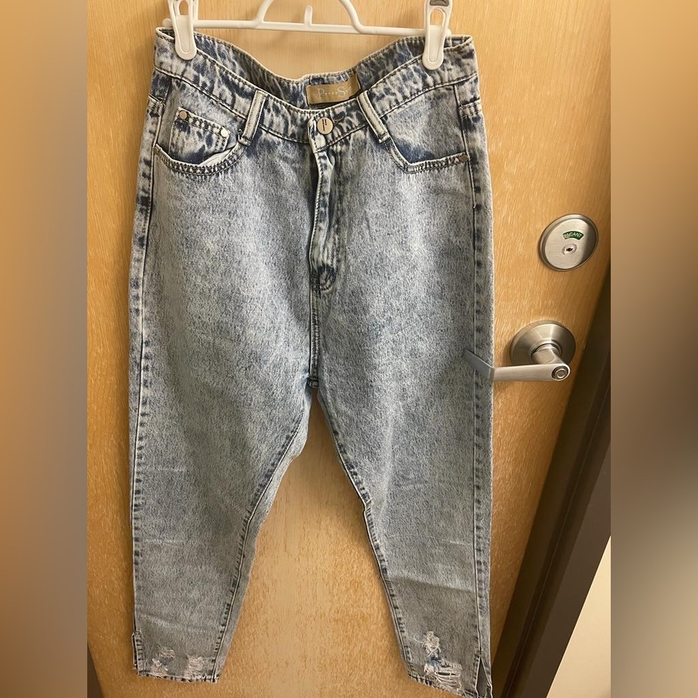 Solid flap side pocket jeans